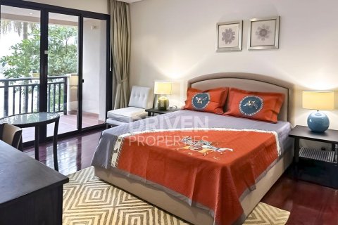 Apartment in The Crescent, Palm Jumeirah, Dubai 2 bedrooms, 161.93 sq.m. № 138255 - photo 5