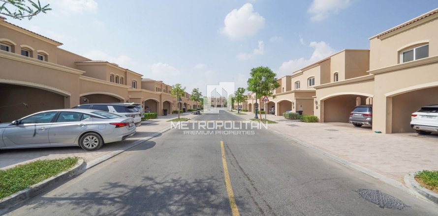 Townhouse in Casa Viva, Serena, Dubai 3 bedrooms, 266 sq.m. № 74021