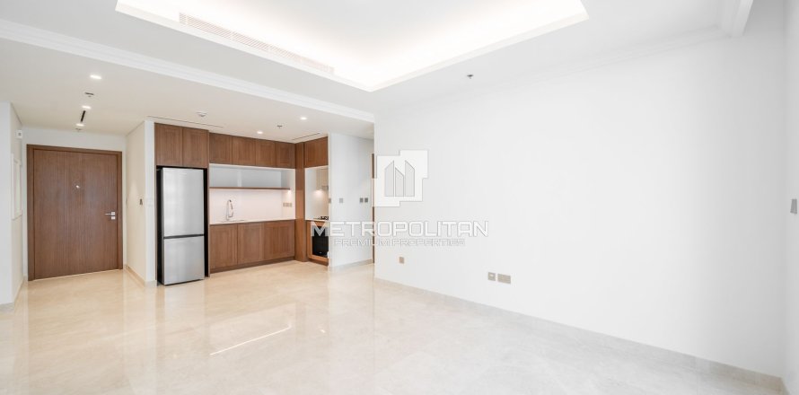 Appartement à EMAAR Beachfront, Dubai Harbour, Dubai, 1 chambre, 68 m², № 74027