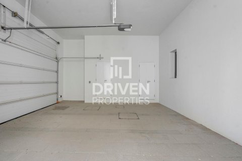 Снять в аренду виллу в District One, Мохаммед Бин Рашид Сити, Дубай: 4 спальни, 412м², № 20474 - фото 14