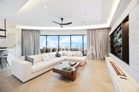 Apartment in The Torch, Dubai Marina, Dubai 3 bedrooms, 505 sq.m. № 110333