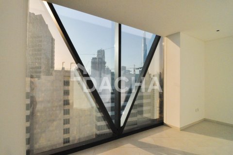 Apartment in Marquise Square Tower, Business Bay, Dubai 2 bedrooms, 125 sq.m. № 110339 - photo 11