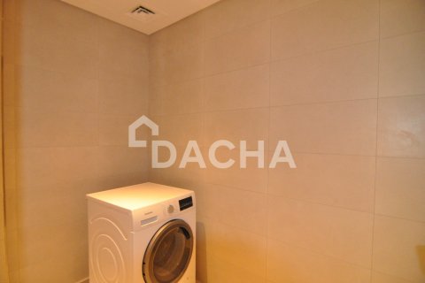 Apartment in Marquise Square Tower, Business Bay, Dubai 2 bedrooms, 125 sq.m. № 110339 - photo 3