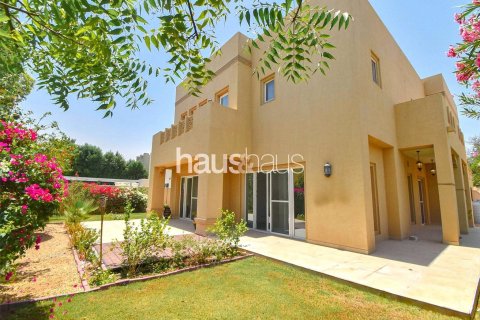 Villa in Arabian Ranches, Dubai 5 bedrooms, 450 sq.m. № 43998 - photo 1