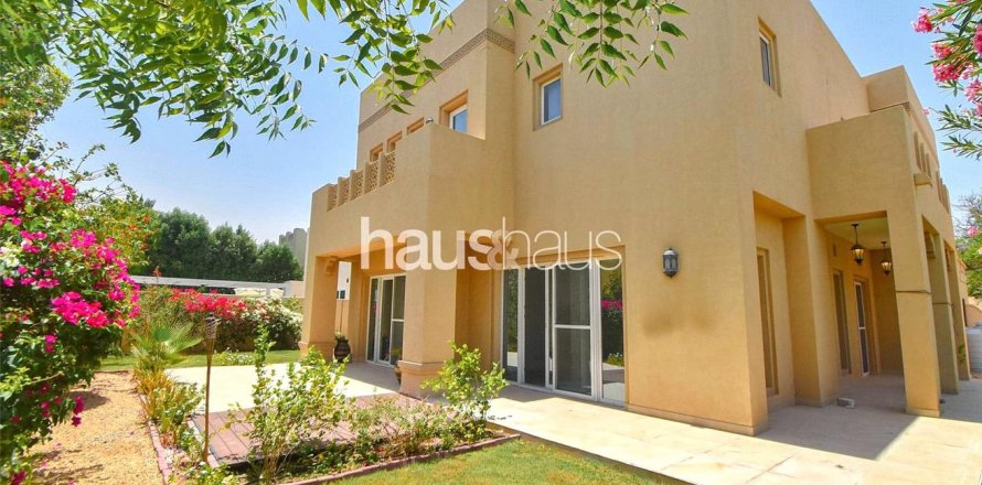 Villa in Arabian Ranches, Dubai 5 bedrooms, 450 sq.m. № 43998