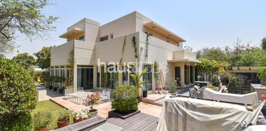 فيلا في المرابع العربية, دبي 5 غرف نوم , 493 م² رقم 43999