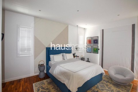 Villa en Arabian Ranches, Dubai, 5 dormitorios, 575 m², № 43987 - foto 11