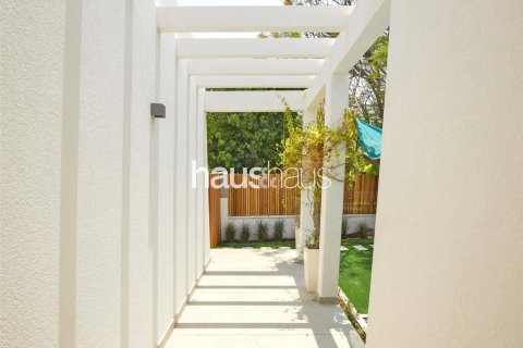 Villa en Arabian Ranches, Dubai, 5 dormitorios, 575 m², № 43987 - foto 14