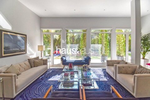 Villa en Arabian Ranches, Dubai, 5 dormitorios, 575 m², № 43987 - foto 7