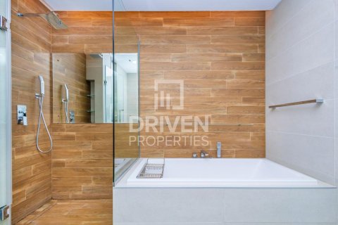Apartment in Bluewaters Residences, Bluewaters, Dubai 3 bedrooms, 195 sq.m. № 18942 - photo 24