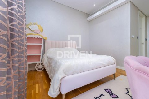 Apartment in Bluewaters Residences, Bluewaters, Dubai 3 bedrooms, 195 sq.m. № 18942 - photo 14