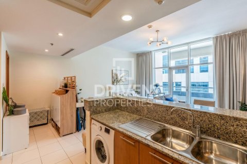 Apartment in Bay Square, Business Bay, Dubai studio, 61.22 sq.m. № 126316 - photo 9