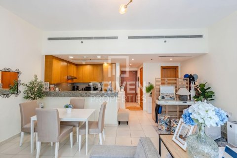 Apartment in Bay Square, Business Bay, Dubai studio, 61.22 sq.m. № 126316 - photo 4