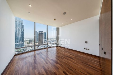 Apartment in Downtown Dubai (Downtown Burj Dubai), Dubai 3 bedrooms, 216.65 sq.m. № 126314 - photo 8