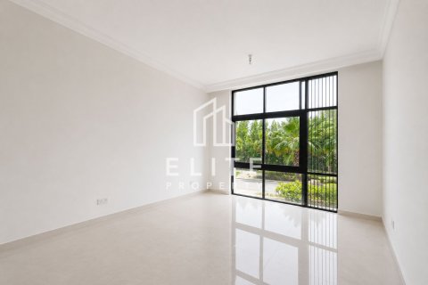 Townhouse in Akoya Park, DAMAC Hills (Akoya by DAMAC), Dubai 3 bedrooms, 251 sq.m. № 134974 - photo 2