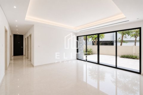 Townhouse in Akoya Park, DAMAC Hills (Akoya by DAMAC), Dubai 3 bedrooms, 251 sq.m. № 134974 - photo 6