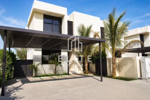 Townhouse in Akoya Park, DAMAC Hills (Akoya by DAMAC), Dubai 3 bedrooms, 251 sq.m. № 134974 - photo 9