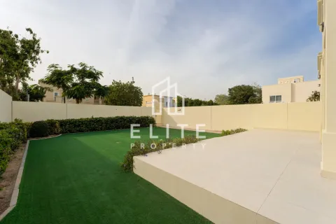 Villa in Springs 2, The Springs, Dubai 3 bedrooms, 255 sq.m. № 134982 - photo 2
