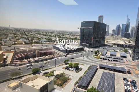 Снять в аренду офис в Джумейра Лейк Тауэрс, Дубай: 126м², № 111234 - фото 2