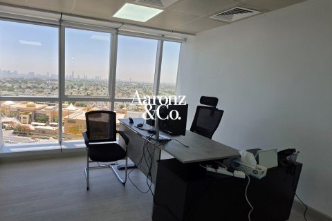 Снять в аренду офис в Джумейра Лейк Тауэрс, Дубай: 126м², № 111234 - фото 17