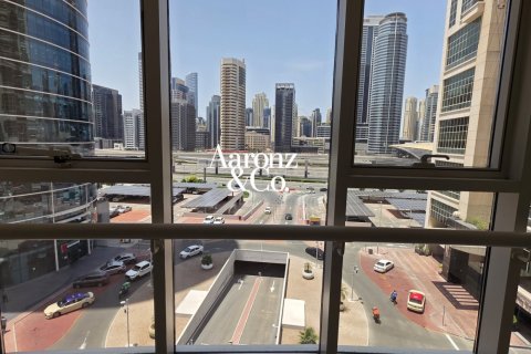 Office in Jumeirah Lake Towers, Dubai 79 sq.m. № 111235 - photo 4