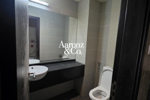 Office in Jumeirah Lake Towers, Dubai 79 sq.m. № 111235 - photo 5