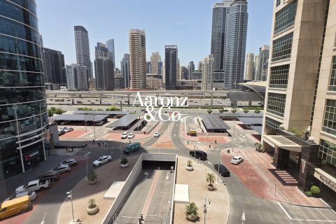 Office in Jumeirah Lake Towers, Dubai 79 sq.m. № 111235 - photo 3