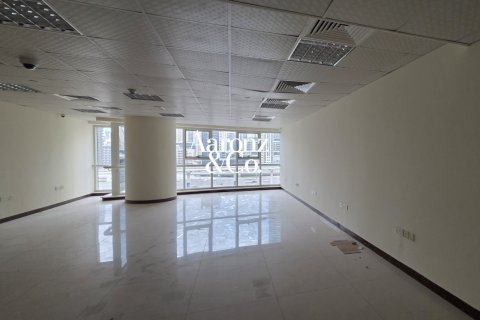 Office in Jumeirah Lake Towers, Dubai 79 sq.m. № 111235