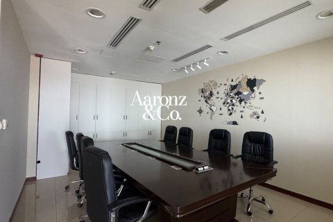 Офис в Бизнес-Бэе, Дубай, 78м², № 111237