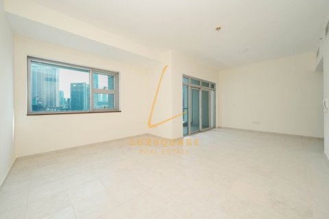 Apartment in Business Bay, Dubai 3 bedrooms, 172 sq.m. № 111243 - photo 27