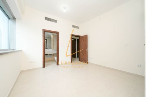 Apartment in Business Bay, Dubai 3 bedrooms, 172 sq.m. № 111243 - photo 2