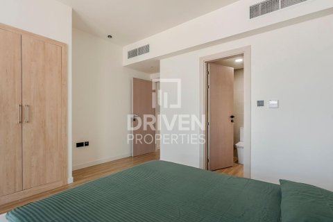 Villa in Dubai Land, Dubai 2 bedrooms, 101 sq.m. № 65711 - photo 6