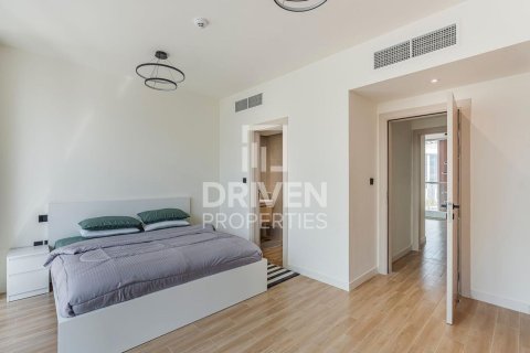 Villa in Dubai Land, Dubai 2 bedrooms, 101 sq.m. № 65711 - photo 12