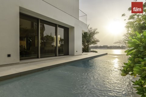 Villa à Palm Jumeirah, Dubai, 4 chambres, 681.7 m², № 40145 - photo 5