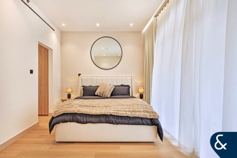 Apartamento en Jumeirah Village Circle, Dubai, 4 dormitorios, 300 m², № 75030 - foto 11