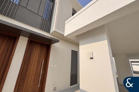 Villa en Nara, The Valley, Dubai, 3 dormitorios, 192 m², № 75041 - foto 2