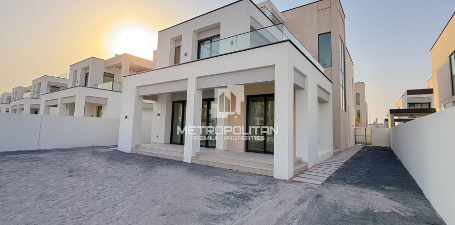 Villa in Arabian Ranches 3, Dubai 4 bedrooms, 302 sq.m. № 73630