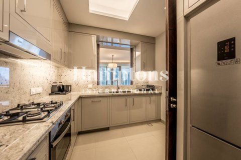 Apartment in Downtown Dubai (Downtown Burj Dubai), Dubai 3 bedrooms, 225.47558100 sq.m. № 63922 - photo 17