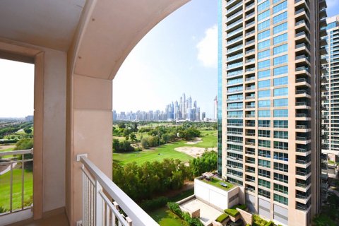 Apartment in Tanaro, The Views, Dubai 2 bedrooms, 129.78549100 sq.m. № 63921 - photo 3