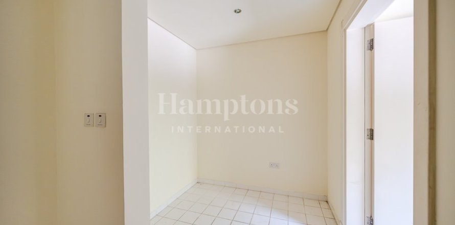 Villa in Murooj Al Furjan, Al Furjan, Dubai 5 bedrooms, 599.968 sq.m. № 63920