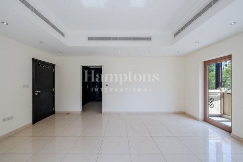 Villa in Murooj Al Furjan, Al Furjan, Dubai 5 bedrooms, 599.96757400 sq.m. № 63920 - photo 5