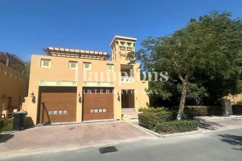 Villa in Murooj Al Furjan, Al Furjan, Dubai 5 bedrooms, 599.96757400 sq.m. № 63920 - photo 11