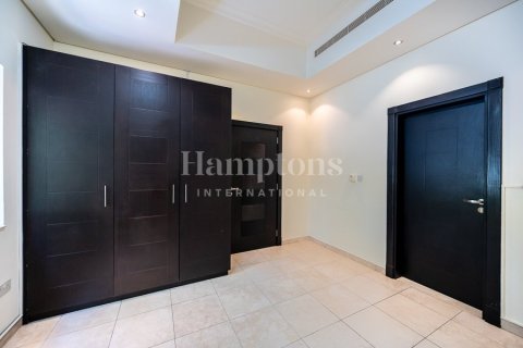 Villa in Murooj Al Furjan, Al Furjan, Dubai 5 bedrooms, 599.96757400 sq.m. № 63920 - photo 4