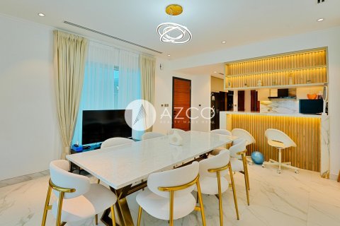 Villa in Legacy, Jumeirah Park, Dubai 3 bedrooms, 666.3 sq.m. № 38366 - photo 23