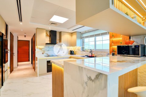Villa in Legacy, Jumeirah Park, Dubai 3 bedrooms, 666.3 sq.m. № 38366 - photo 19