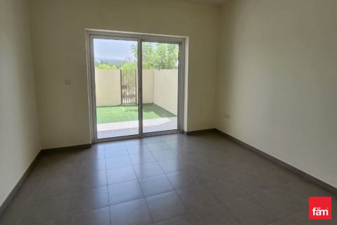 Снять в аренду квартиру в Дубае: 2 спальни, 155.9м², № 90269 - фото 5