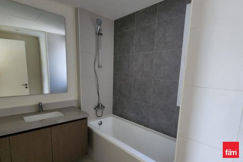 Снять в аренду квартиру в Дубае: 2 спальни, 155.9м², № 90269 - фото 7