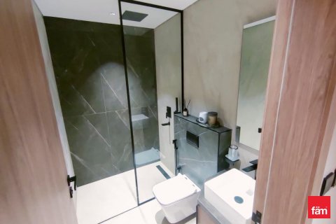 Купить квартиру в Дубае: 2 спальни, 110.8м², № 90271 - фото 6