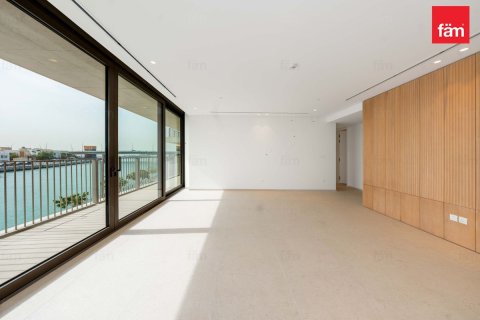 Купить квартиру в Дубае: 3 спальни, 202.7м², № 90267 - фото 8