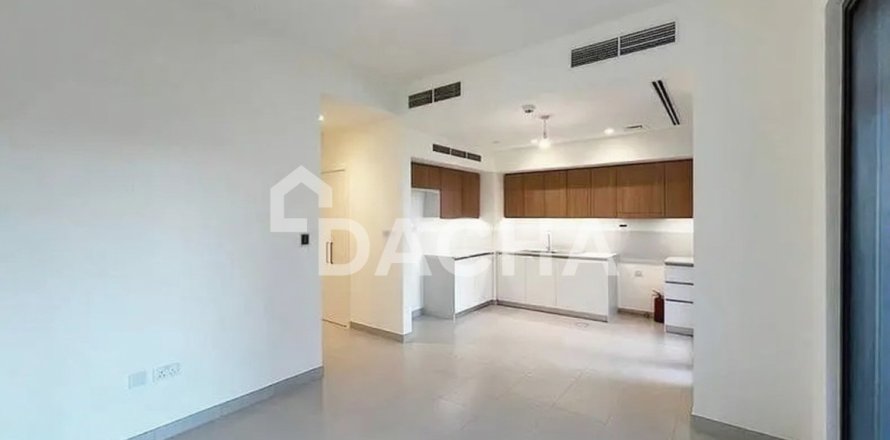 Villa à EMAAR South, Dubai South (Dubai World Central), Dubai, 3 chambres, 181 m², № 110368